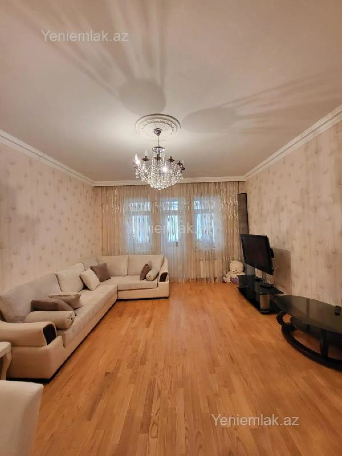 Satılır 2 otaqlı yeni tikili 83.5 m²