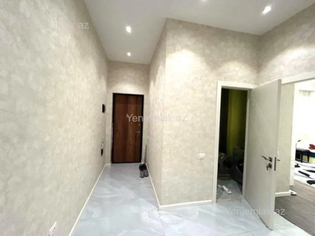 Satılır 2 otaqlı yeni tikili 80 m²