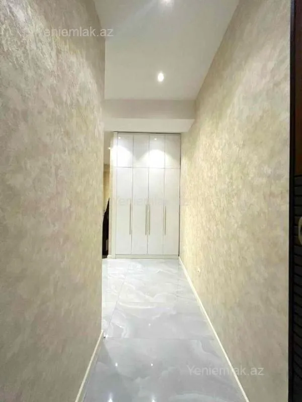 Satılır 2 otaqlı yeni tikili 80 m²