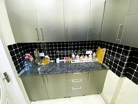 Satılır 2 otaqlı yeni tikili 65 m²