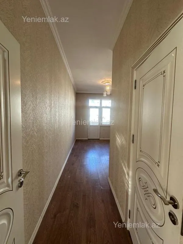 Satılır 3 otaqlı yeni tikili 105 m²