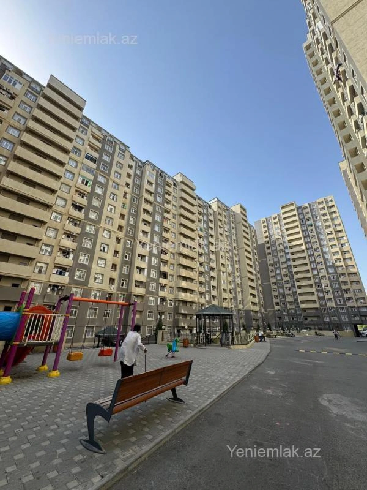 Satılır 3 otaqlı yeni tikili 105 m²