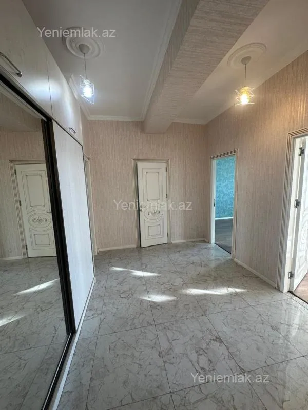 Satılır 3 otaqlı yeni tikili 105 m²