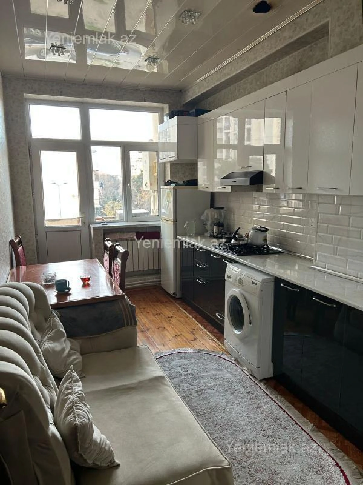 Satılır 2 otaqlı yeni tikili 75 m²