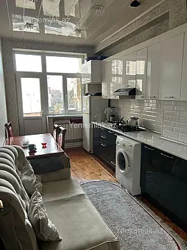 Satılır 2 otaqlı yeni tikili 75 m²
