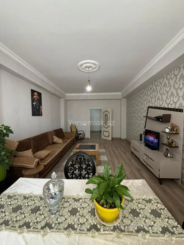 Satılır 3 otaqlı yeni tikili 120 m²
