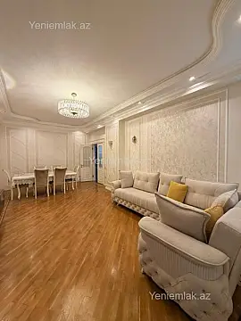 Satılır 3 otaqlı yeni tikili 135 m²