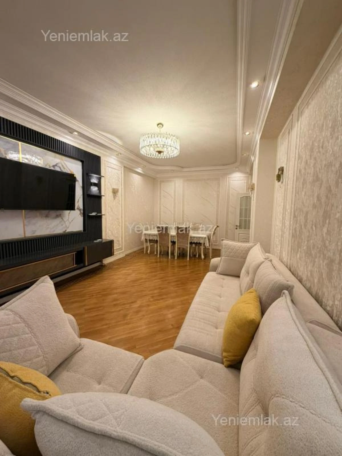 Satılır 3 otaqlı yeni tikili 135 m²