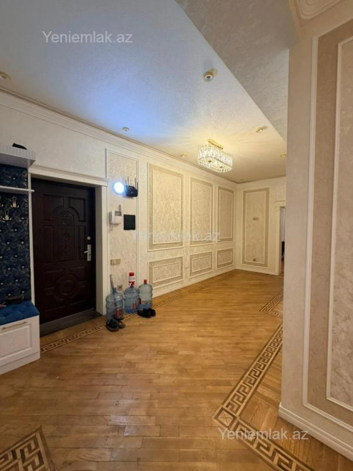 Satılır 3 otaqlı yeni tikili 135 m²