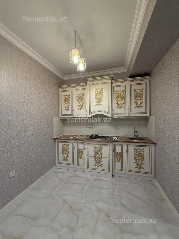 Satılır 3 otaqlı yeni tikili 74 m²
