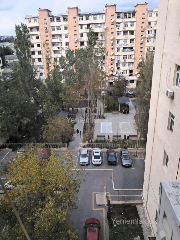 Satılır 2 otaqlı köhnə tikili 45 m²