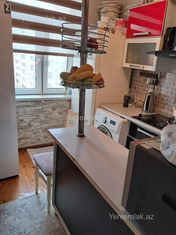 Satılır 2 otaqlı köhnə tikili 45 m²