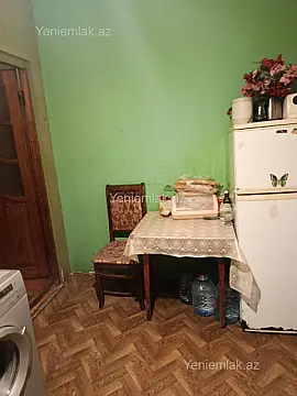 Satılır 3 otaqlı köhnə tikili 85 m²