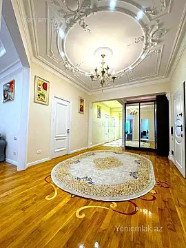 Satılır 4 otaqlı yeni tikili 225 m²
