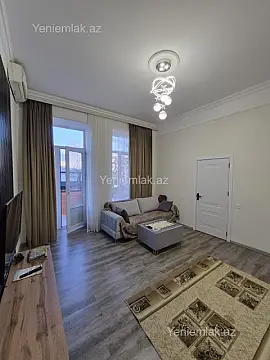 Satılır 2 otaqlı köhnə tikili 52 m²