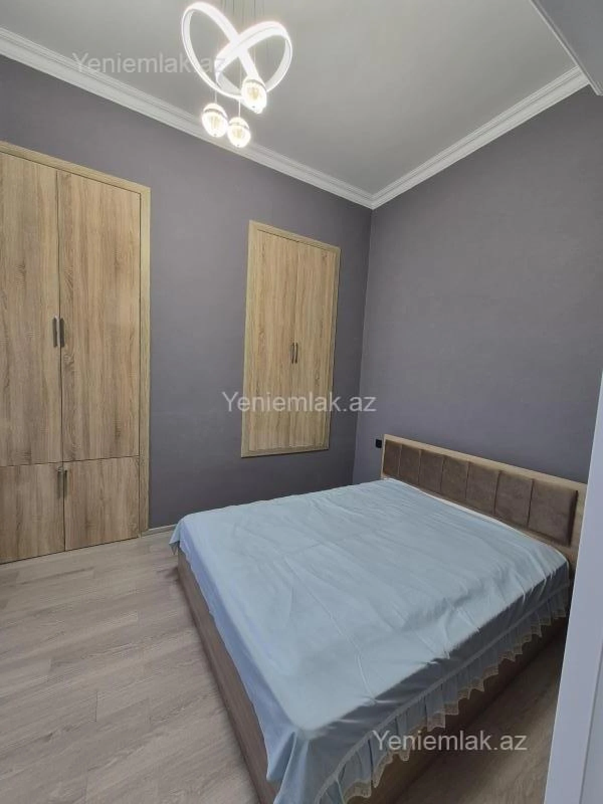 Satılır 2 otaqlı köhnə tikili 52 m²