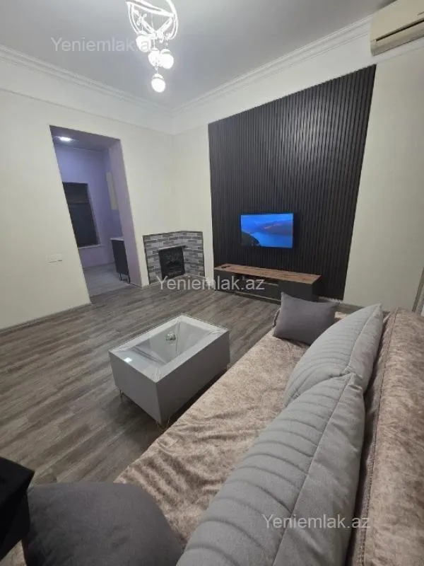 Satılır 2 otaqlı köhnə tikili 52 m²