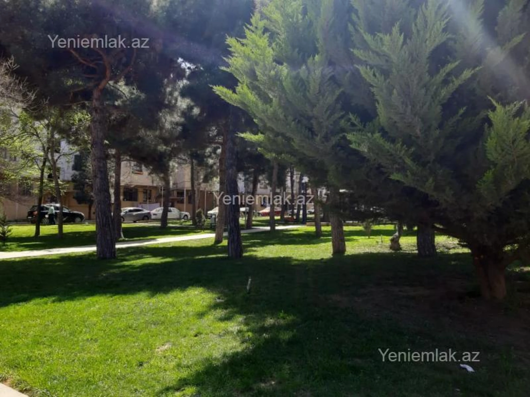 Satılır 2 otaqlı köhnə tikili 65 m²