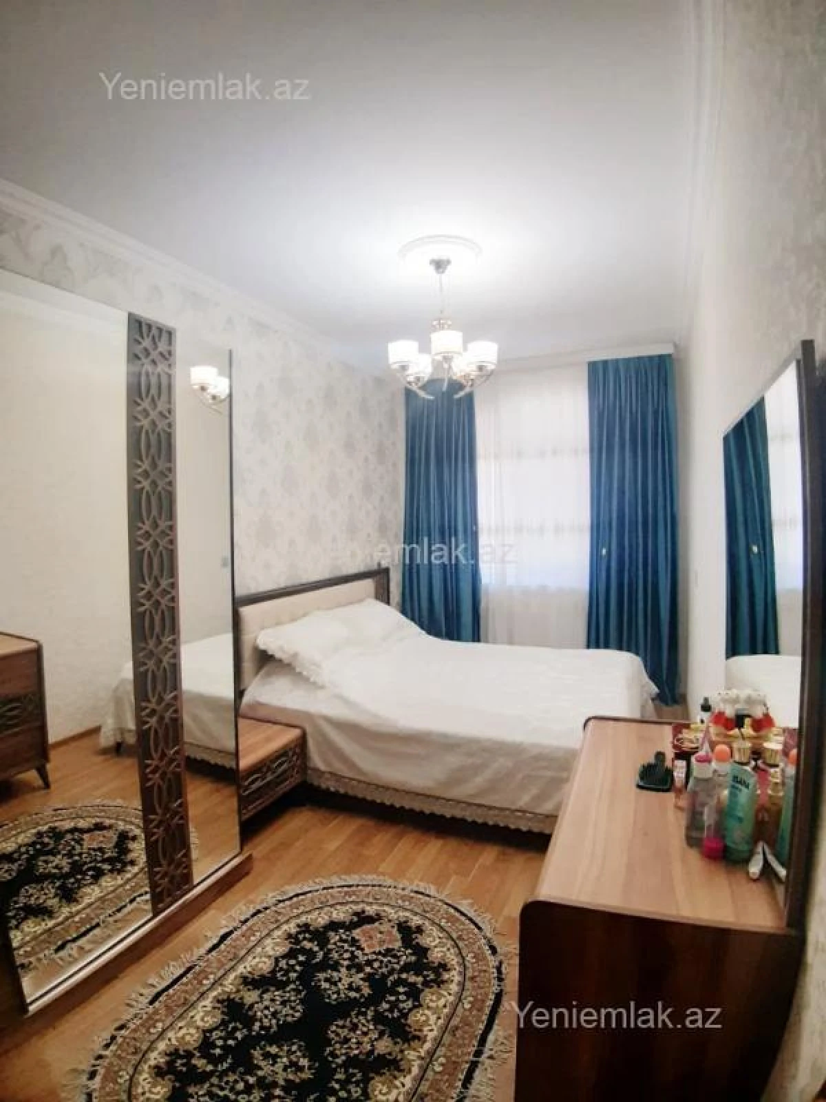Satılır 2 otaqlı köhnə tikili 65 m²