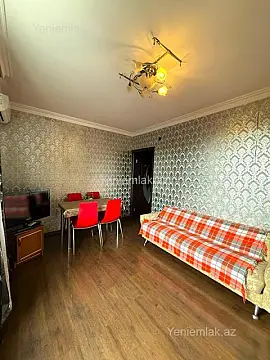 Satılır 2 otaqlı köhnə tikili 55 m²