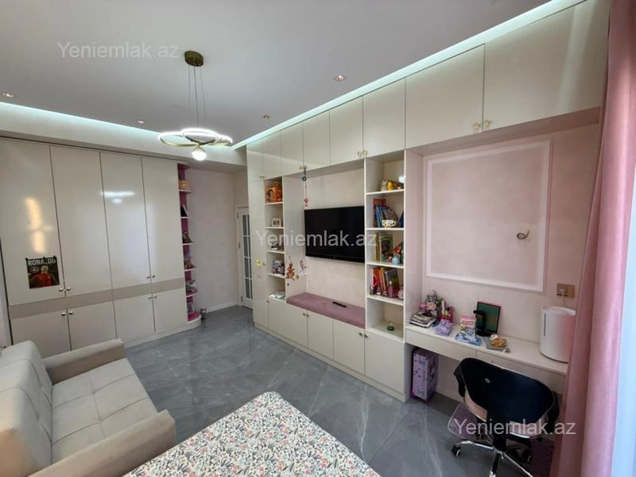 Satılır 3 otaqlı yeni tikili 122 m²