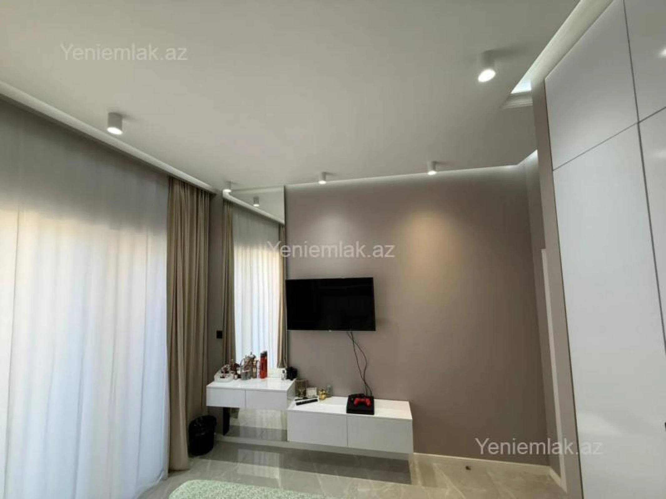 Satılır 3 otaqlı yeni tikili 122 m²
