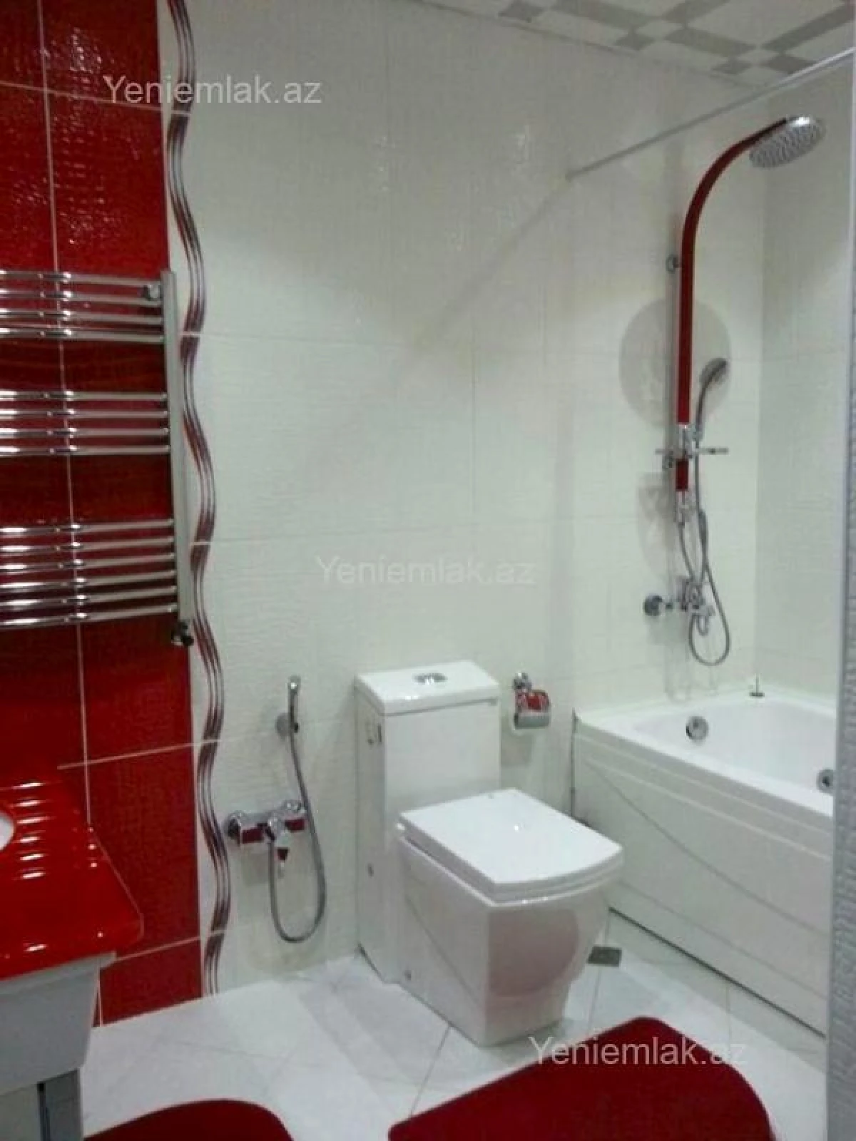 Satılır 3 otaqlı yeni tikili 180 m²