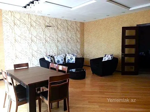 Satılır 3 otaqlı yeni tikili 180 m²