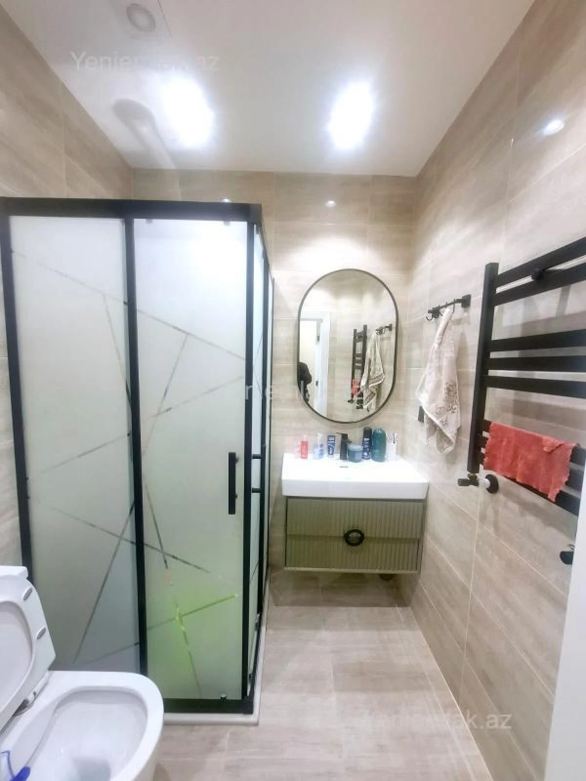 Satılır 3 otaqlı yeni tikili 130 m²