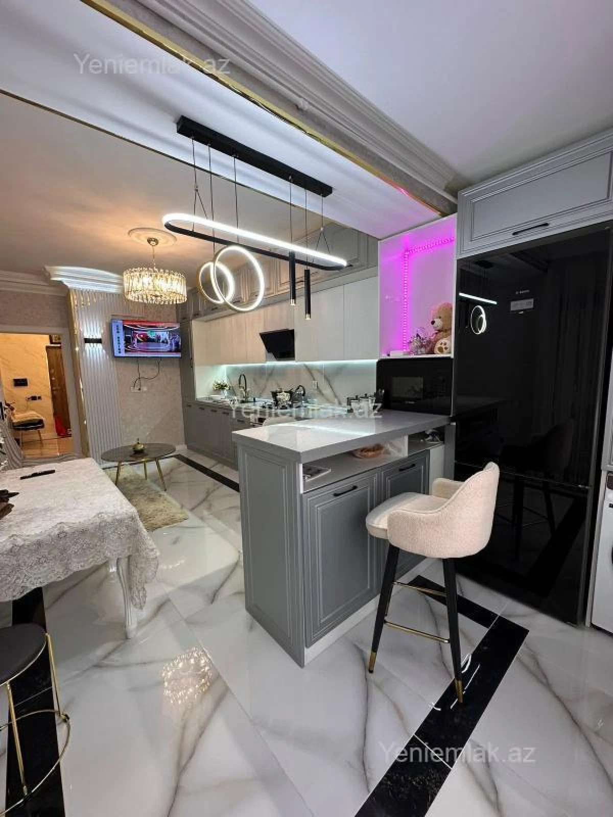 Satılır 3 otaqlı yeni tikili 120 m²