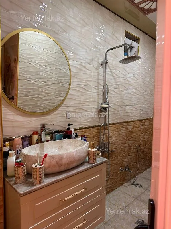 Satılır 3 otaqlı yeni tikili 120 m²