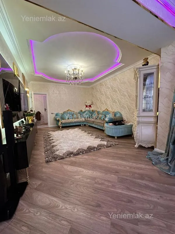 Satılır 3 otaqlı yeni tikili 120 m²