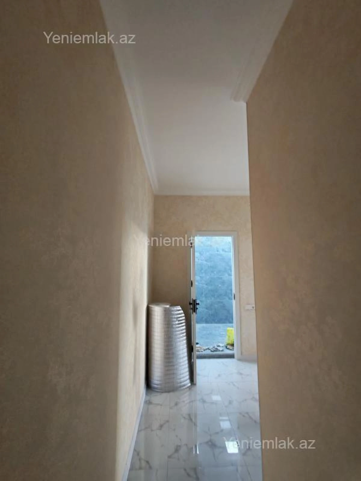 Satılır 2 otaqlı yeni tikili 56 m²