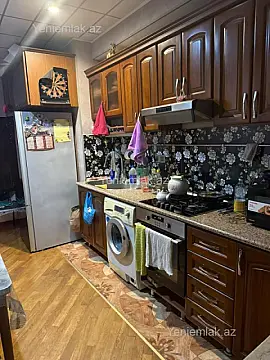 Satılır 2 otaqlı köhnə tikili 55 m²