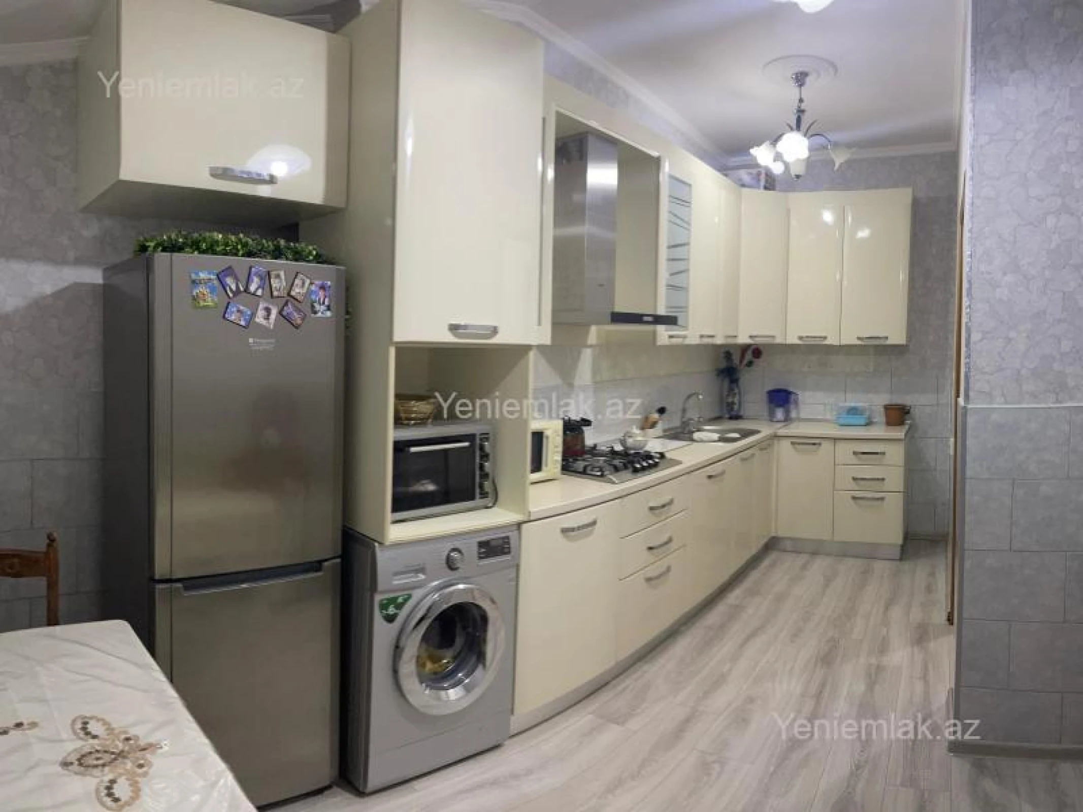 Satılır 2 otaqlı yeni tikili 74 m²