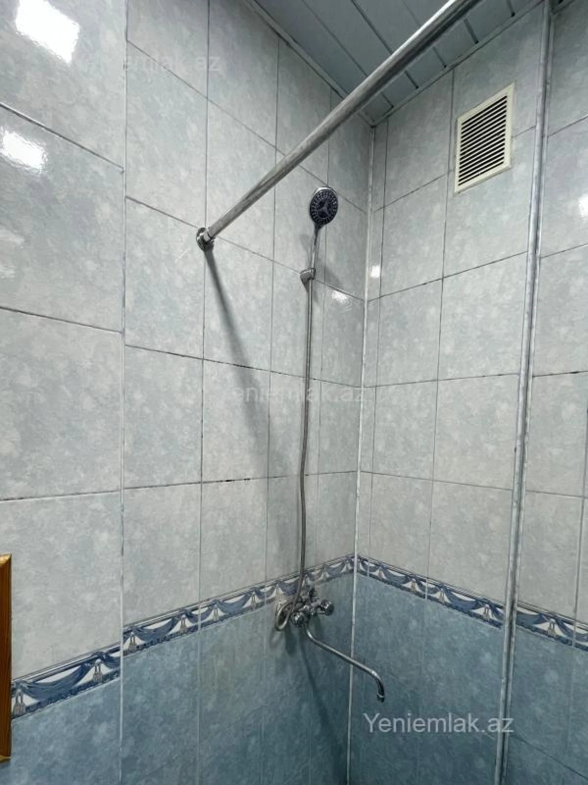 Satılır 2 otaqlı yeni tikili 74 m²