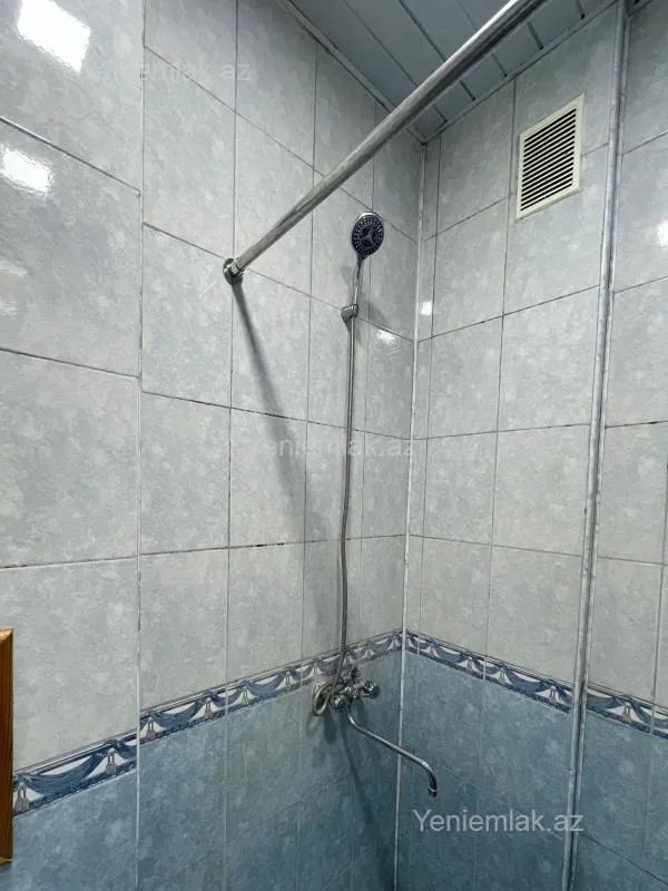 Satılır 2 otaqlı yeni tikili 74 m²