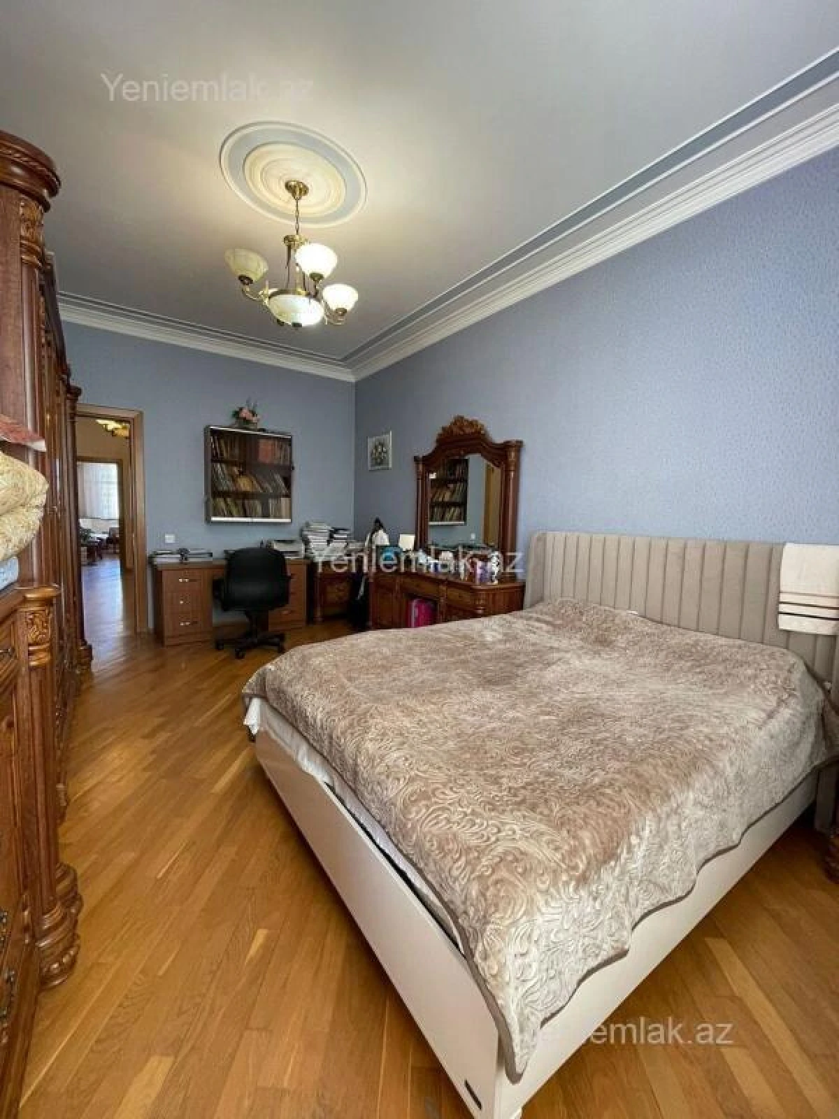 Satılır 3 otaqlı yeni tikili 145 m²