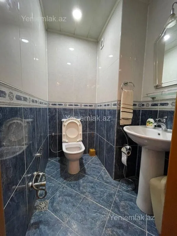 Satılır 3 otaqlı yeni tikili 145 m²