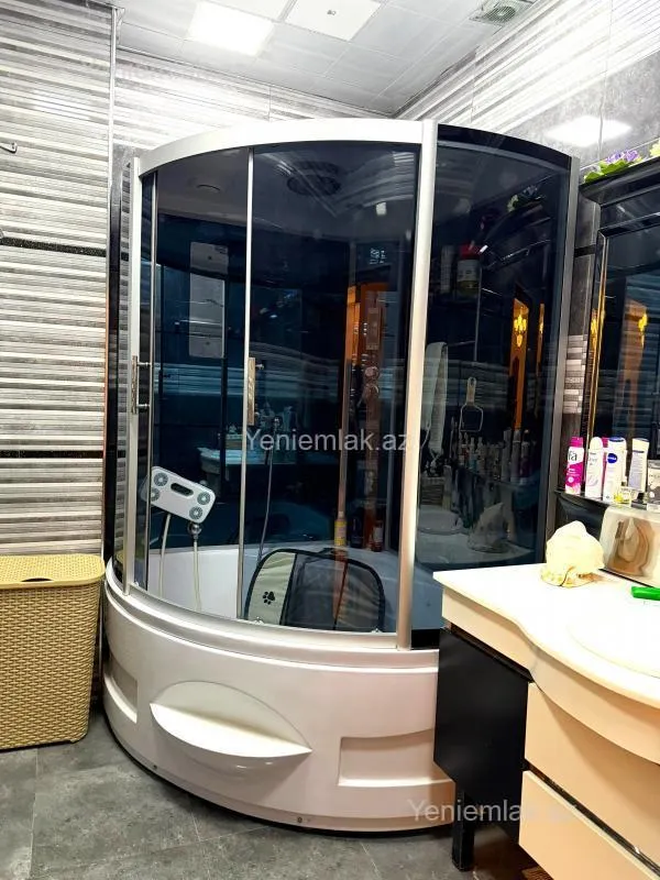 Satılır 4 otaqlı yeni tikili 210 m²