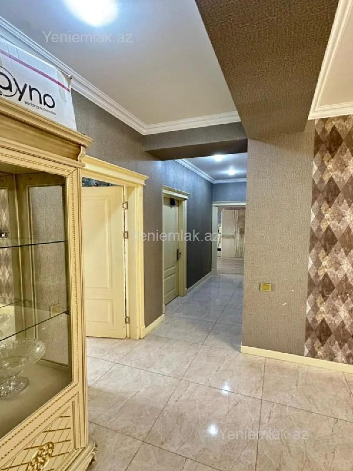 Satılır 3 otaqlı yeni tikili 155 m²