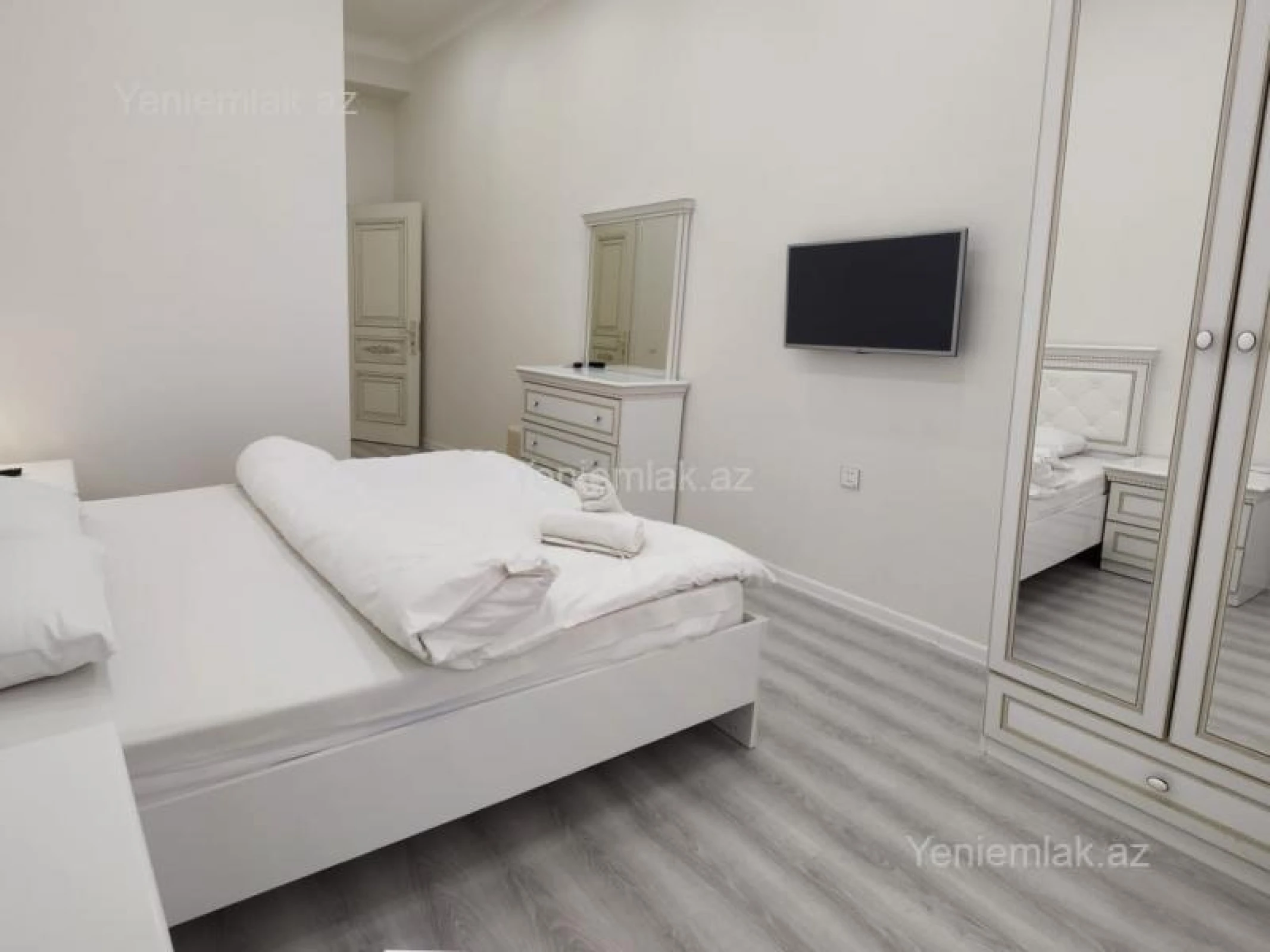 Satılır 4 otaqlı yeni tikili 161 m²