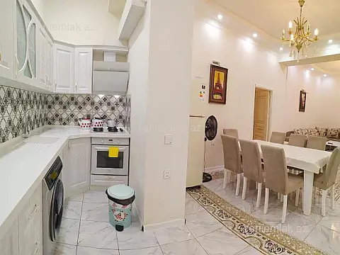 Satılır 4 otaqlı yeni tikili 161 m²