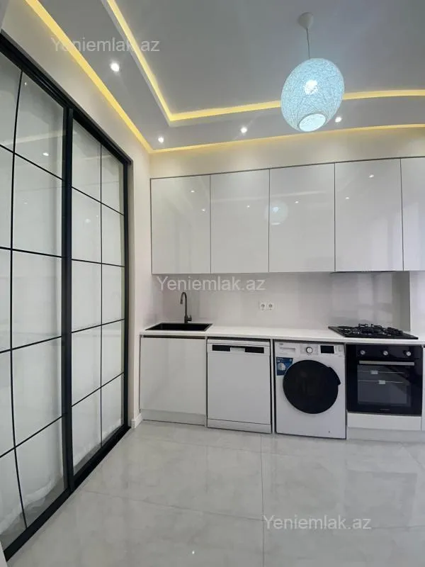 Satılır 3 otaqlı yeni tikili 99 m²