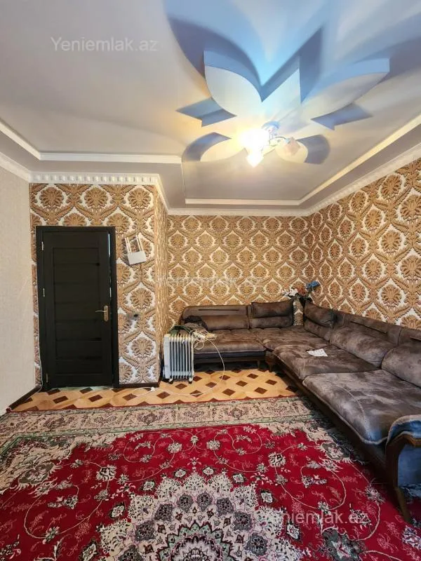 Satılır 2 otaqlı köhnə tikili 50 m²