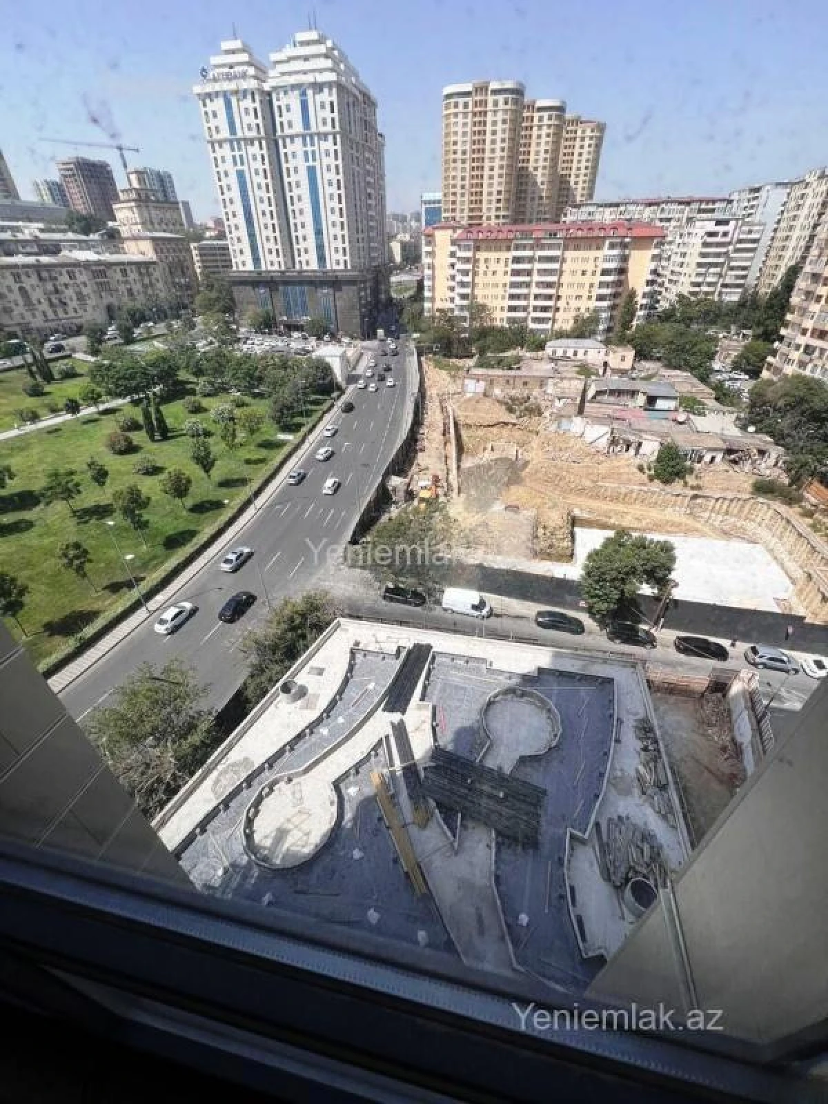 Satılır 2 otaqlı yeni tikili 72 m²