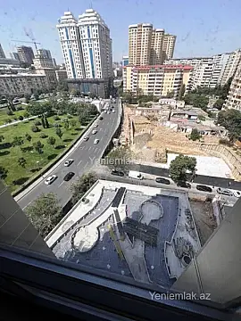 Satılır 2 otaqlı yeni tikili 72 m²