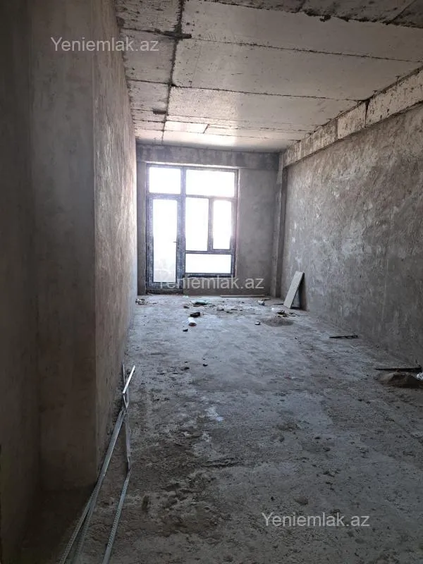 Satılır 2 otaqlı yeni tikili 72 m²