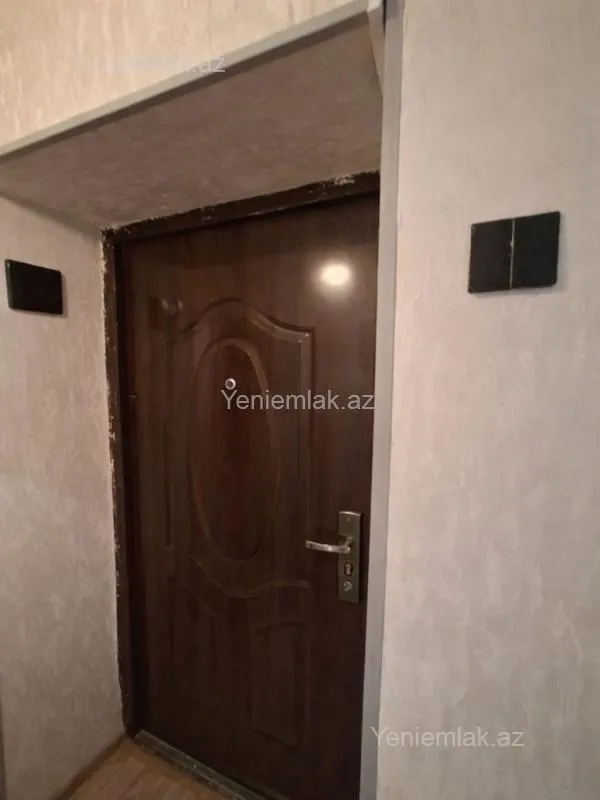 Satılır 2 otaqlı köhnə tikili 35 m²