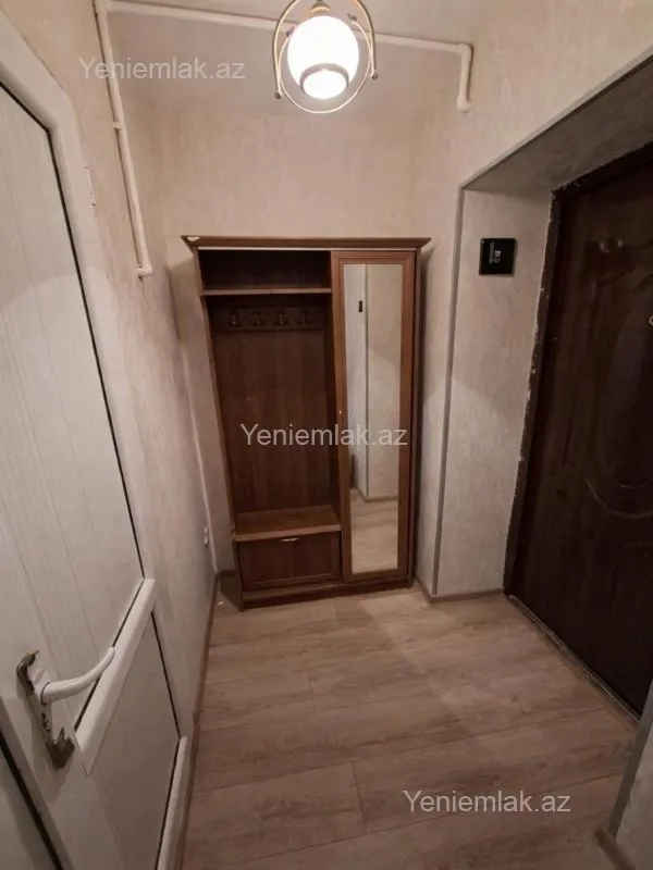 Satılır 2 otaqlı köhnə tikili 35 m²